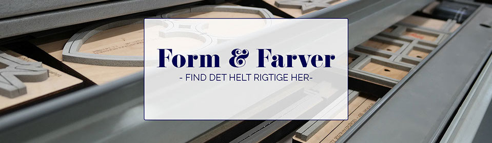 Blyindfattet rude til minde om 125 års jubilæum for Hertz bogtrykkergården